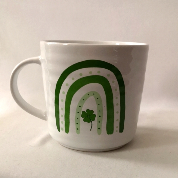 Large White Ceramic Irish Good Luck Clover Rainbow Coffee/Tea Mug, Prima Design - Picture 1 of 4